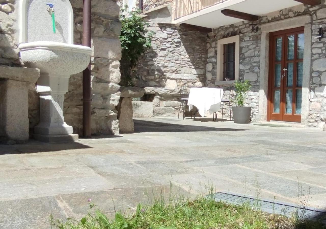 Casa Elisa Affittacamere Armeno Екстер'єр фото