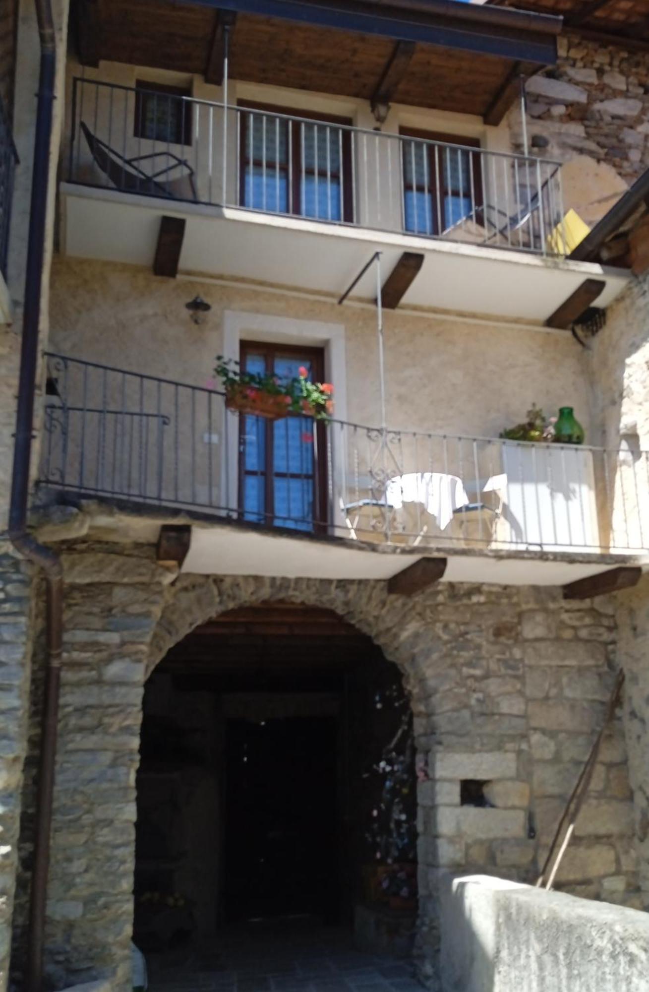 Casa Elisa Affittacamere Armeno Екстер'єр фото