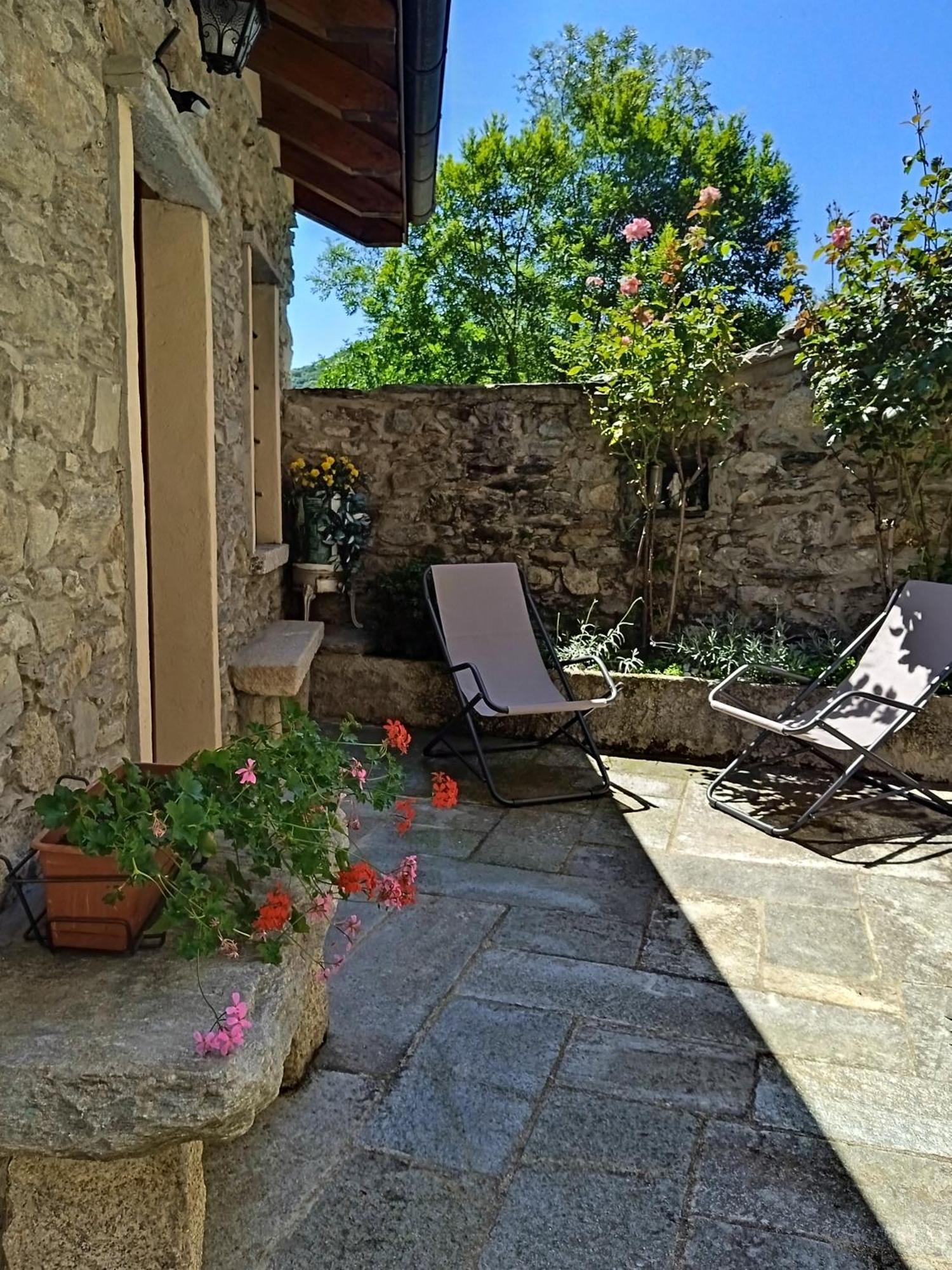 Casa Elisa Affittacamere Armeno Екстер'єр фото